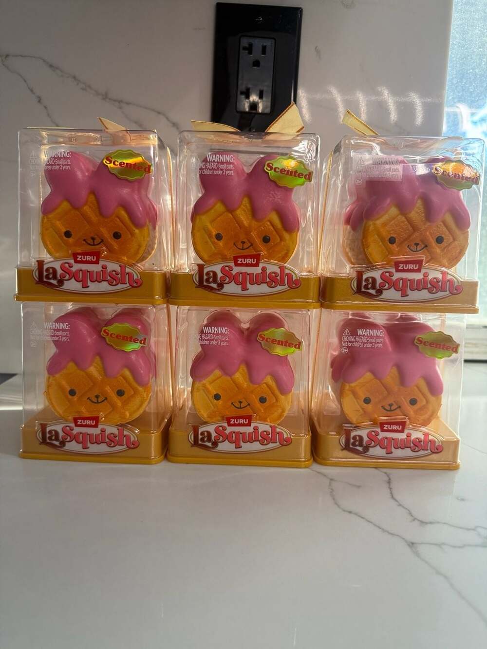 Zuru La Squish Waffle Bun Bun Scented Slow Rise Squishy Toy